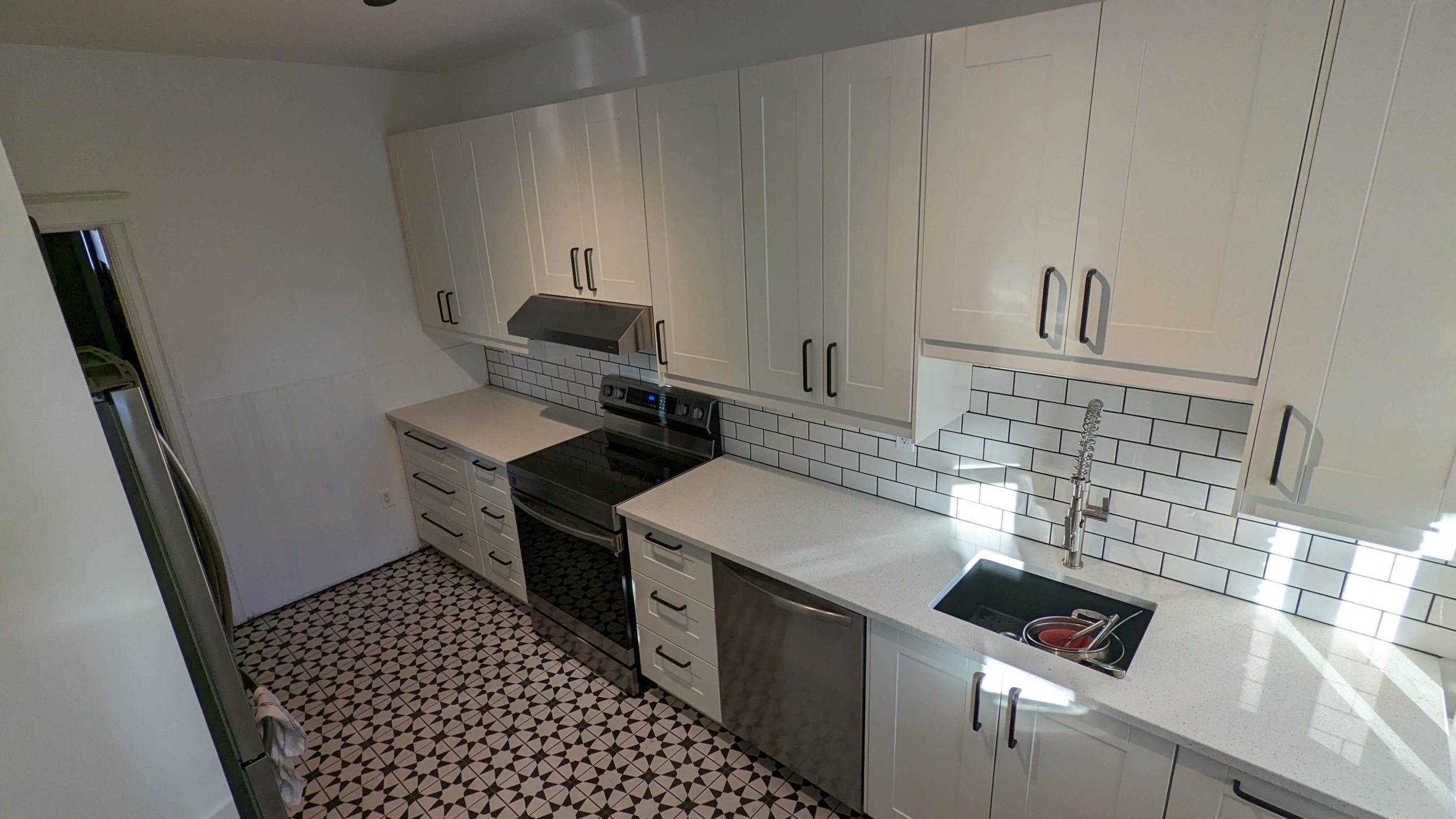 results of complete kitchen remodelling hamilton
