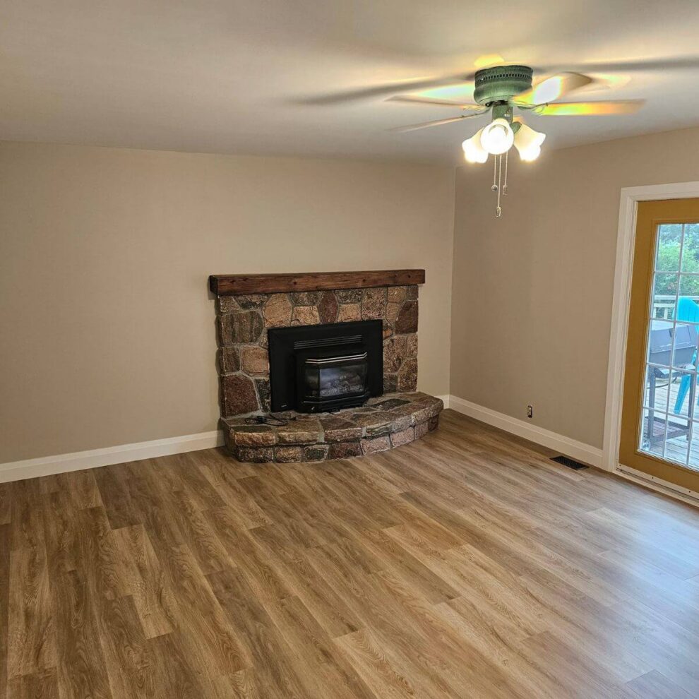 Etobicoke fireplace room renovation