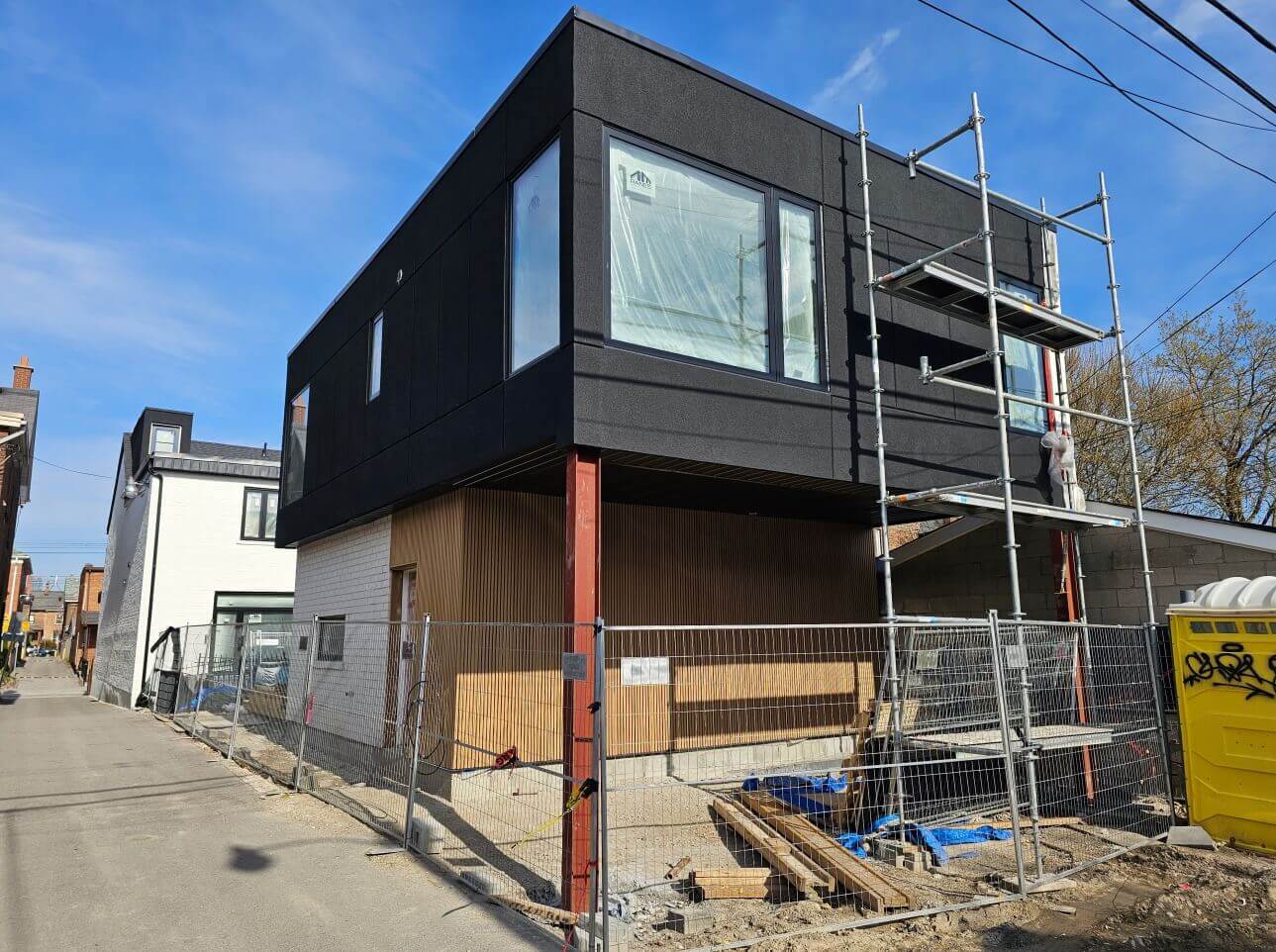 Laneway house construction Etobicoke